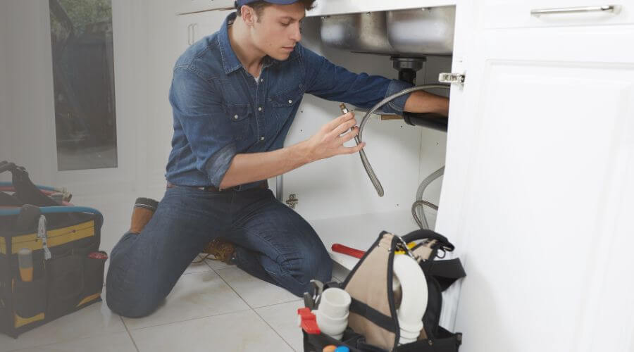 Local tankless water heater installation in Crystal City, MO